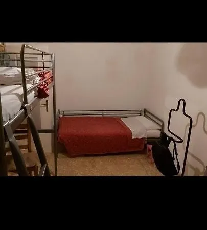 Privatunterkunft Casa Dei Gatti Turin